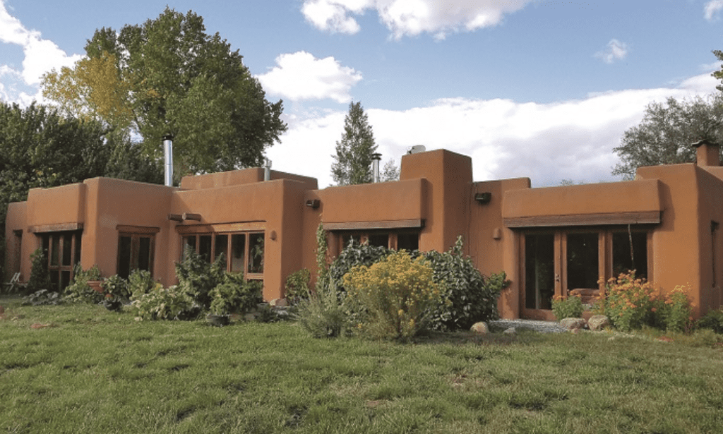 This passive solar adobe home was designed by the architect Mark Chalom. (Credit: Mark Chalom)